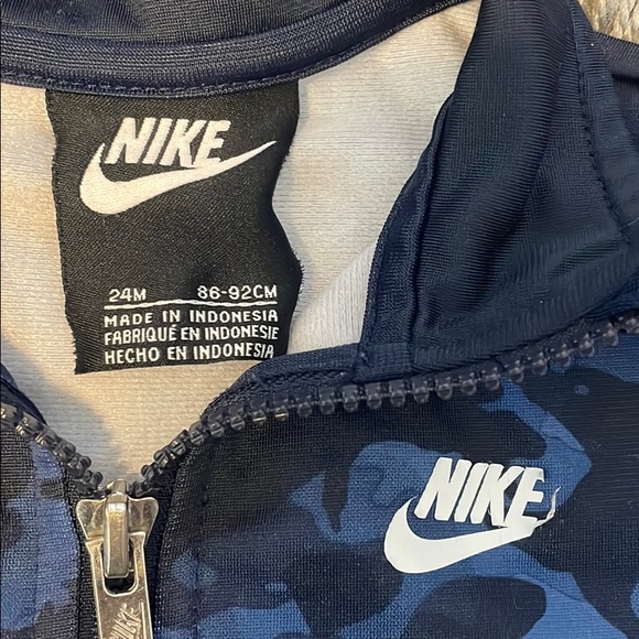 Nike Track Suit-Toddler - Picture 2 of 4